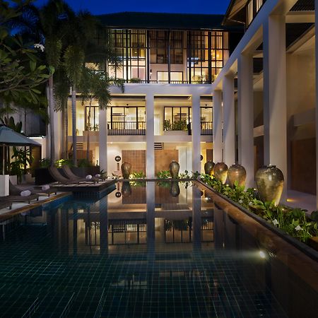 Outrigger Surin Beach Resort - Sha Extra Plus Praia de Surin Exterior foto The hotel's pool