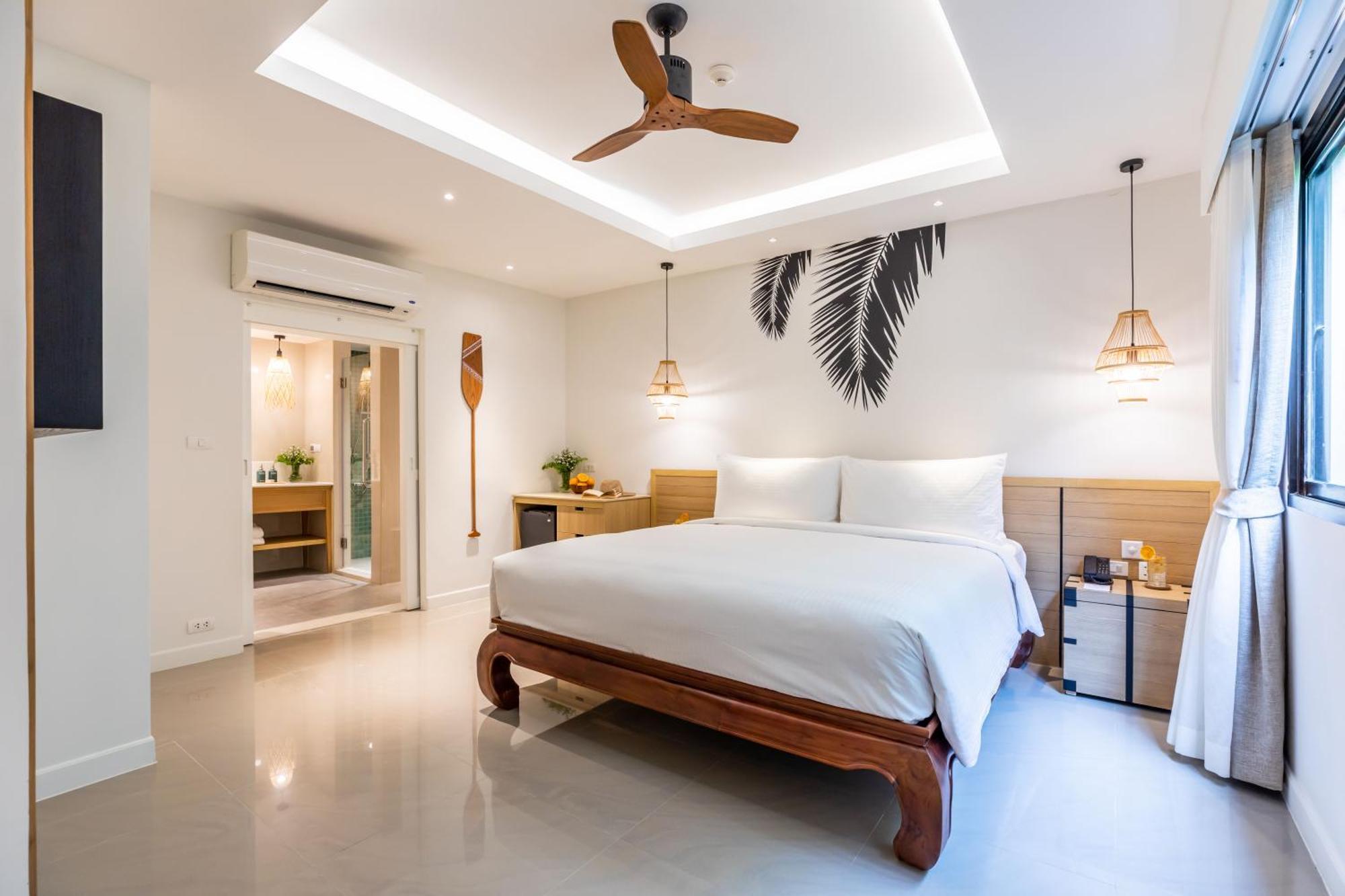 Outrigger Surin Beach Resort - Sha Extra Plus Praia de Surin Quarto foto