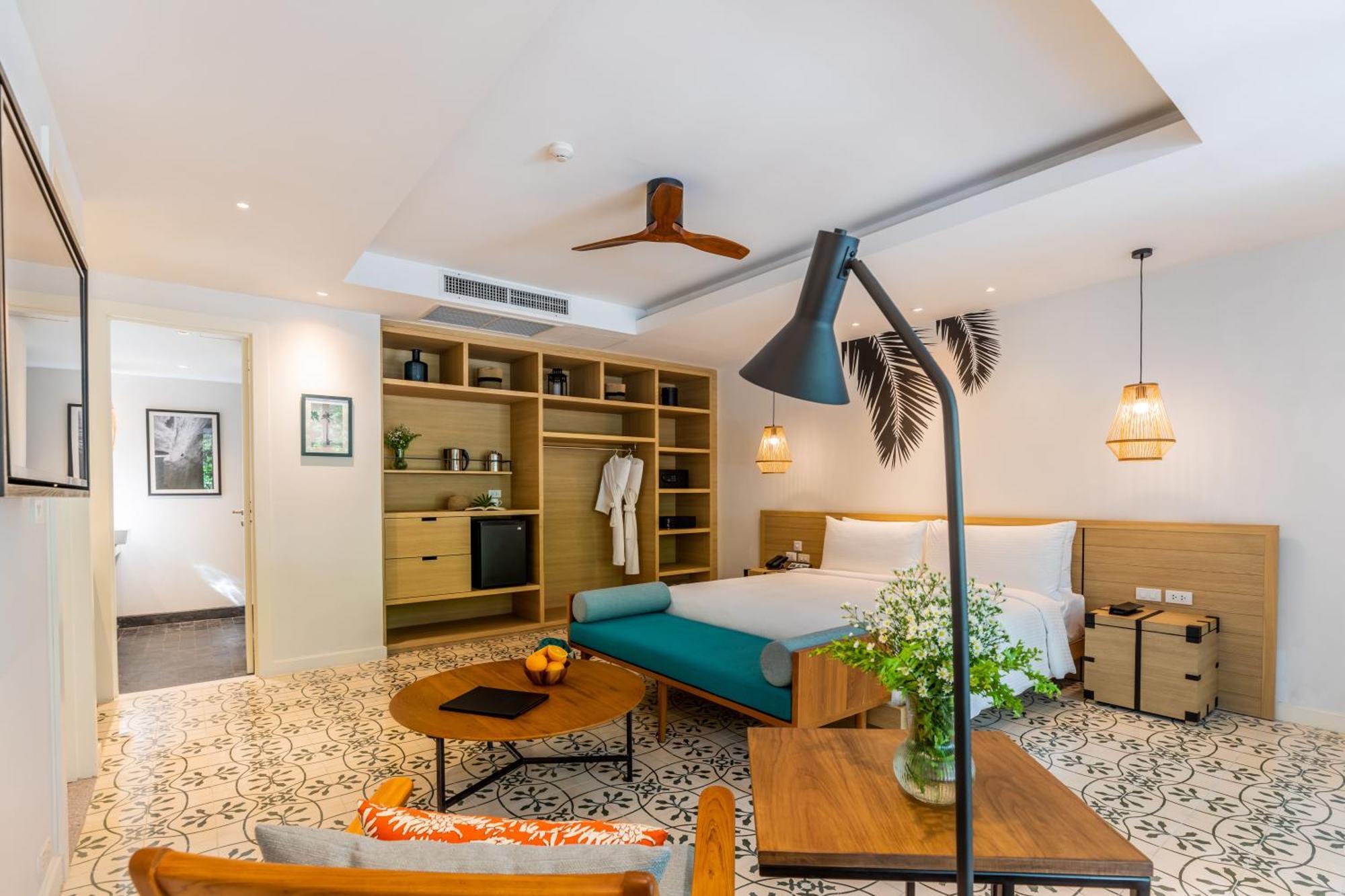 Outrigger Surin Beach Resort - Sha Extra Plus Praia de Surin Quarto foto Deluxe Suite